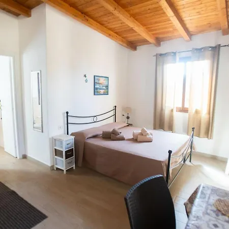 Cernia Gialla Apartment *